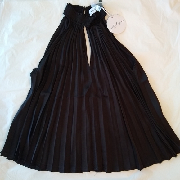 NWT Petal and Pup Halted Andrea Top, Black, size 4 - Picture 4 of 5